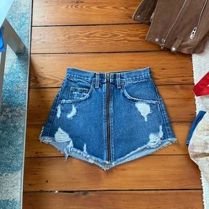 Carmar zip up ripped jean skirt